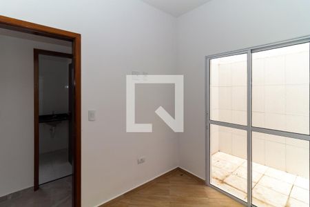 Quarto 1 de apartamento à venda com 2 quartos, 45m² em Vila Santa Virginia, São Paulo