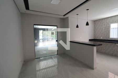 Sala de casa à venda com 3 quartos, 132m² em Vila M Genoveva, Jundiaí