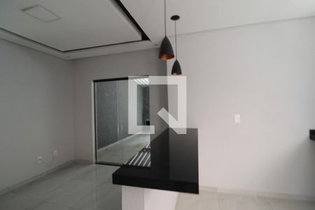 Sala de casa à venda com 3 quartos, 132m² em Vila M Genoveva, Jundiaí