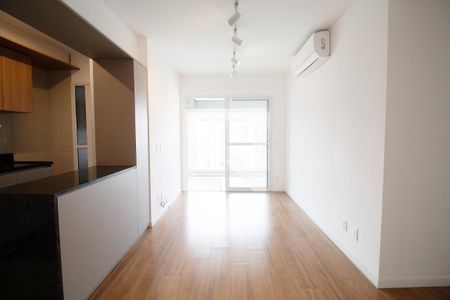 Sala de apartamento à venda com 2 quartos, 66m² em Paraíso, São Paulo