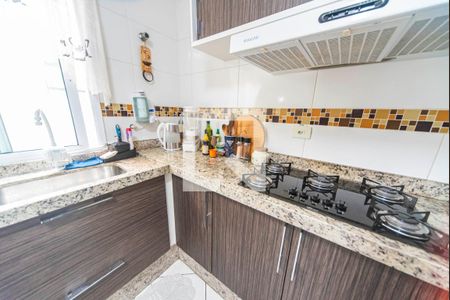 Apartamento à venda com 130m², 2 quartos e 2 vagas Apartamento à venda com 130m², 2 quartos e 2 vagasCozinha