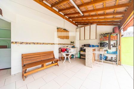 Apartamento à venda com 130m², 2 quartos e 2 vagas Apartamento à venda com 130m², 2 quartos e 2 vagasCobertura