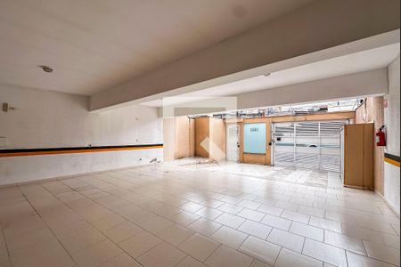 Apartamento à venda com 130m², 2 quartos e 2 vagas Apartamento à venda com 130m², 2 quartos e 2 vagasGaragem