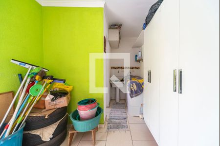 Apartamento à venda com 130m², 2 quartos e 2 vagas Apartamento à venda com 130m², 2 quartos e 2 vagasÁrea de Serviço