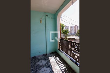 Sacada de casa à venda com 3 quartos, 271m² em Jardim das Flores, Osasco