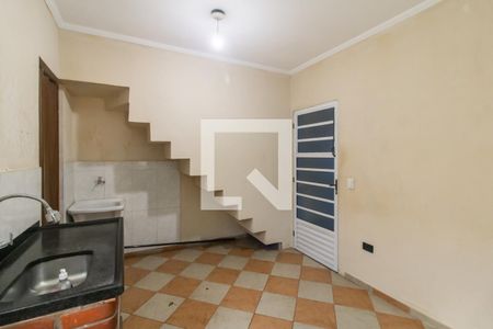 Cozinha de casa para alugar com 1 quarto, 50m² em Jardim Castelo, São Paulo