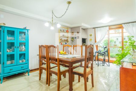 Sala de casa de condomínio à venda com 3 quartos, 238m² em Jardim Isabel, Porto Alegre