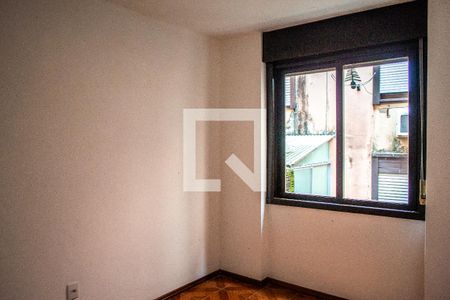 Quarto 1  de apartamento à venda com 2 quartos, 54m² em Cavalhada, Porto Alegre