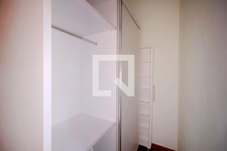 Quarto 1 de casa para alugar com 3 quartos, 217m² em Floresta, Belo Horizonte