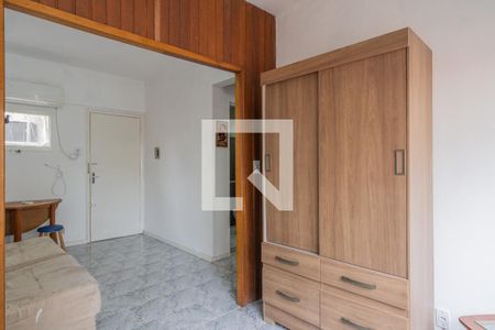 Quarto de apartamento à venda com 1 quarto, 40m² em Farroupilha, Porto Alegre