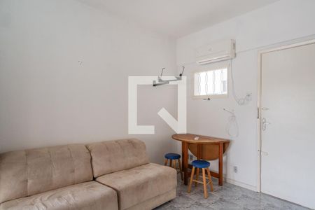 Sala de apartamento à venda com 1 quarto, 40m² em Farroupilha, Porto Alegre