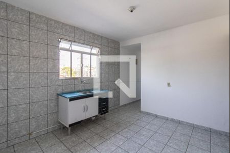 Sala / Cozinha de apartamento para alugar com 1 quarto, 48m² em Jardim Kida, Guarulhos