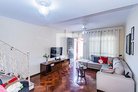 Sala de casa à venda com 2 quartos, 130m² em Vila Santa Maria, São Paulo