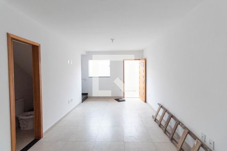 Sala/Cozinha de casa de condomínio à venda com 2 quartos, 118m² em Vila Sao Geraldo, São Paulo