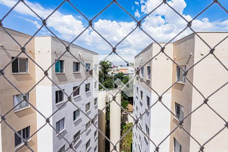 Vista sala de apartamento para alugar com 2 quartos, 32m² em Piqueri, São Paulo