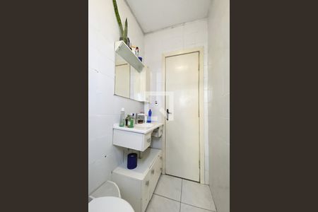 Banheiro de apartamento à venda com 1 quarto, 60m² em Centro, São Leopoldo