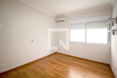 Quarto 1 de casa para alugar com 5 quartos, 350m² em Alto de Pinheiros, São Paulo