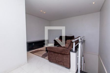 Sala de apartamento para alugar com 2 quartos, 90m² em Jardim Santa Teresinha, São Paulo