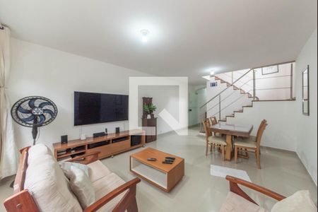 Sala de casa à venda com 3 quartos, 213m² em Jardim Oriental, São Paulo