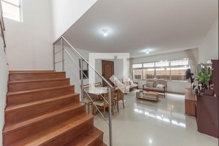 Sala de casa à venda com 3 quartos, 213m² em Jardim Oriental, São Paulo