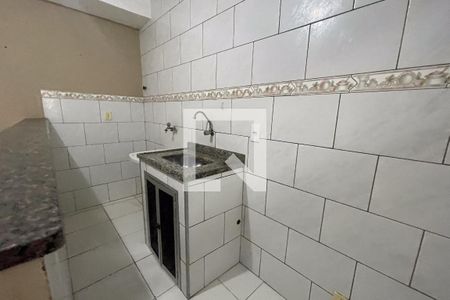 Cozinha de casa para alugar com 1 quarto, 35m² em Parque Fluminense, Duque de Caxias