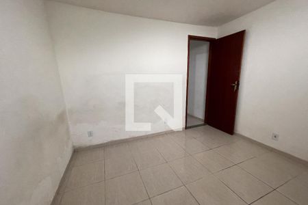 Quarto de casa para alugar com 1 quarto, 35m² em Parque Fluminense, Duque de Caxias