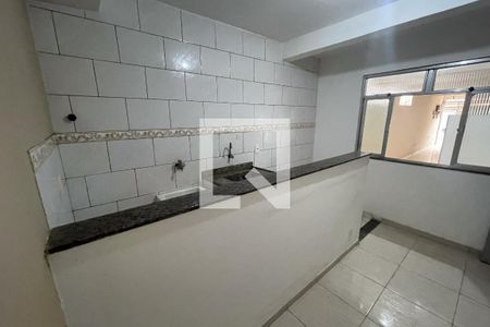 Sala de casa para alugar com 1 quarto, 35m² em Parque Fluminense, Duque de Caxias