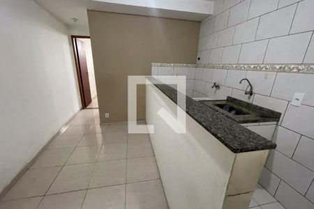 Sala de casa para alugar com 1 quarto, 35m² em Parque Fluminense, Duque de Caxias