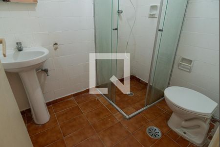 Banheiro de kitnet/studio para alugar com 1 quarto, 30m² em Consolação, São Paulo