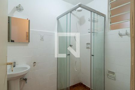 Banheiro de kitnet/studio para alugar com 1 quarto, 30m² em Consolação, São Paulo