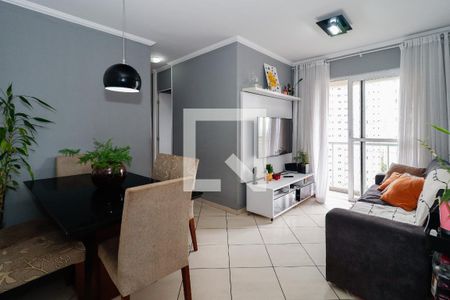 Sala de apartamento para alugar com 3 quartos, 70m² em Jardim Londrina, São Paulo