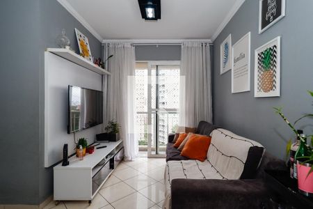 Sala de apartamento para alugar com 3 quartos, 70m² em Jardim Londrina, São Paulo