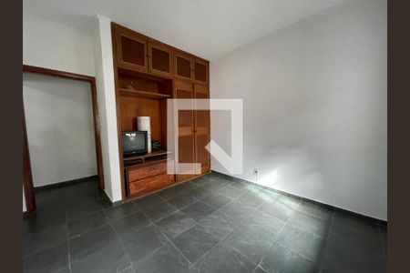 Sala de TV de casa à venda com 4 quartos, 357m² em Jardim Celeste, São Paulo