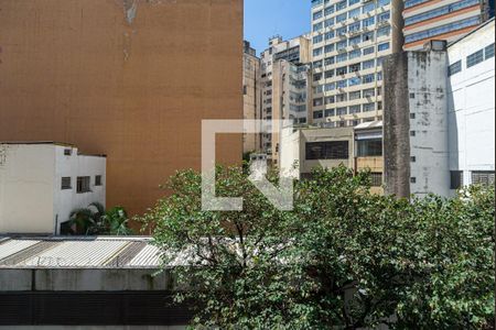 Vista da Sala de apartamento para alugar com 2 quartos, 37m² em Bela Vista, São Paulo