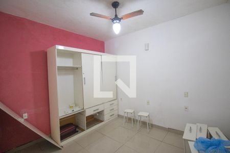 Quarto 1 de casa para alugar com 3 quartos, 60m² em Galo Branco, São Gonçalo