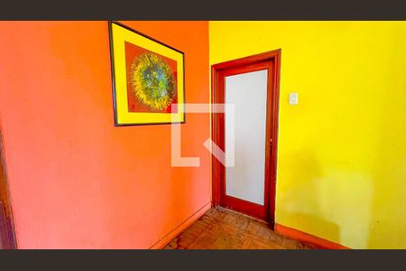 Sala de casa à venda com 3 quartos, 380m² em Santa Efigênia, Belo Horizonte