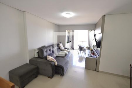 Sala de apartamento para alugar com 3 quartos, 96m² em Residencial Eldorado, Goiânia