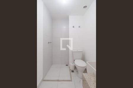 Banheiro de apartamento à venda com 1 quarto, 45m² em Bethaville I, Barueri