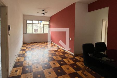 Sala de apartamento para alugar com 2 quartos, 63m² em Jardim Carioca, Rio de Janeiro