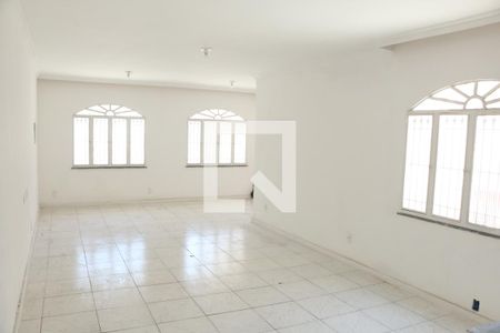 Sala  de casa para alugar com 5 quartos, 240m² em Califórnia, Nova Iguaçu