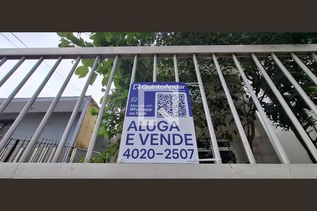 Casa para alugar com 250m², 5 quartos e 3 vagas Casa para alugar com 250m², 5 quartos e 3 vagasPlaquinha