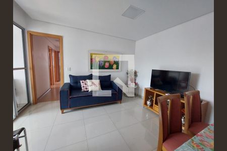 Sala de apartamento à venda com 3 quartos, 85m² em Padre Eustáquio, Belo Horizonte