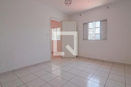 Quarto de casa para alugar com 1 quarto, 50m² em Jardim Bonfiglioli, São Paulo