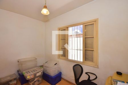 Quarto 1 de casa para alugar com 2 quartos, 86m² em Vila Morse, São Paulo