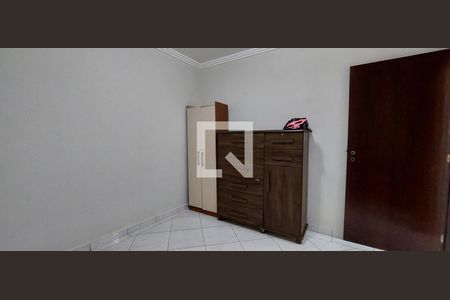 Quarto 1 suíte de casa à venda com 3 quartos, 160m² em Jardim Santo André, Santo André