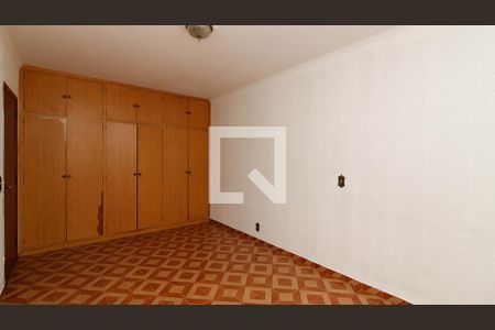 Quarto 1 de casa para alugar com 4 quartos, 290m² em Vila Nhocuné, São Paulo