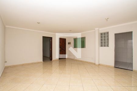 Sala de casa para alugar com 3 quartos, 220m² em Vila das Palmeiras, Guarulhos