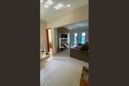 Sala de casa para alugar com 2 quartos, 150m² em Batistini, São Bernardo do Campo