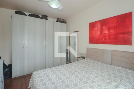 Quarto 1 de apartamento para alugar com 2 quartos, 57m² em Petrópolis, Porto Alegre