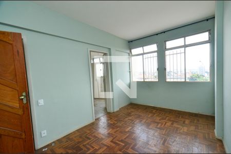 Sala de apartamento à venda com 2 quartos, 70m² em Paraíso, Belo Horizonte